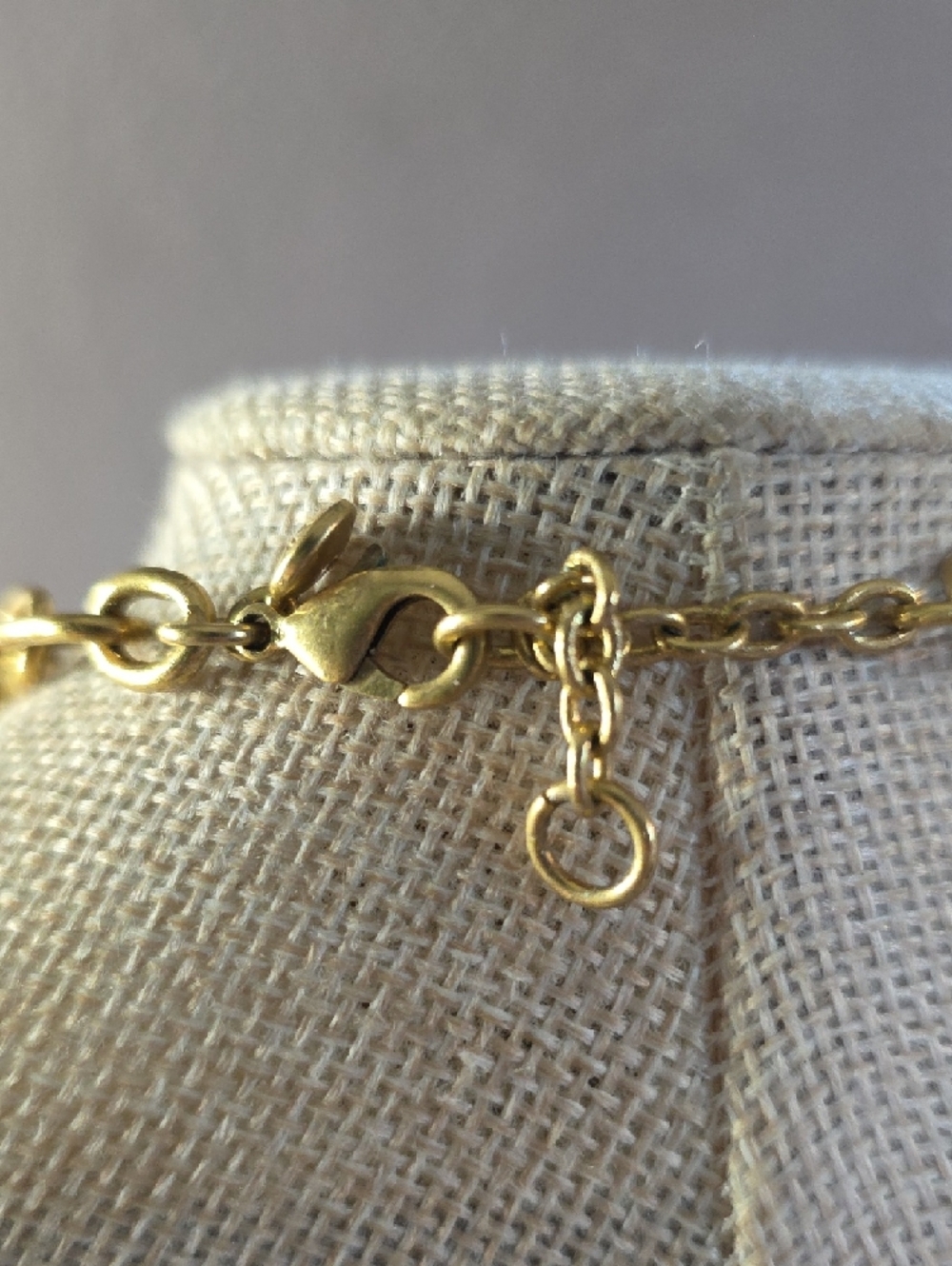 J. Crew faux tortoise shell and gold link statement Neclace - Picture 4 of 5